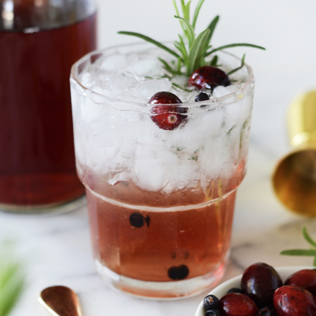 The Juniper Spritz: A Winter Mocktail Inspired by SILVA
